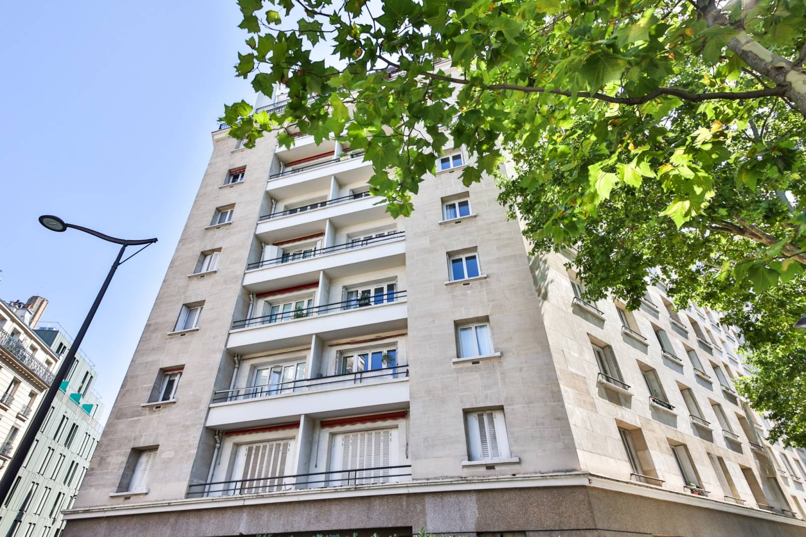 Appartement à vendre PARIS 14ème, 2 pièces calme, fonctionnel et proche des commodités.