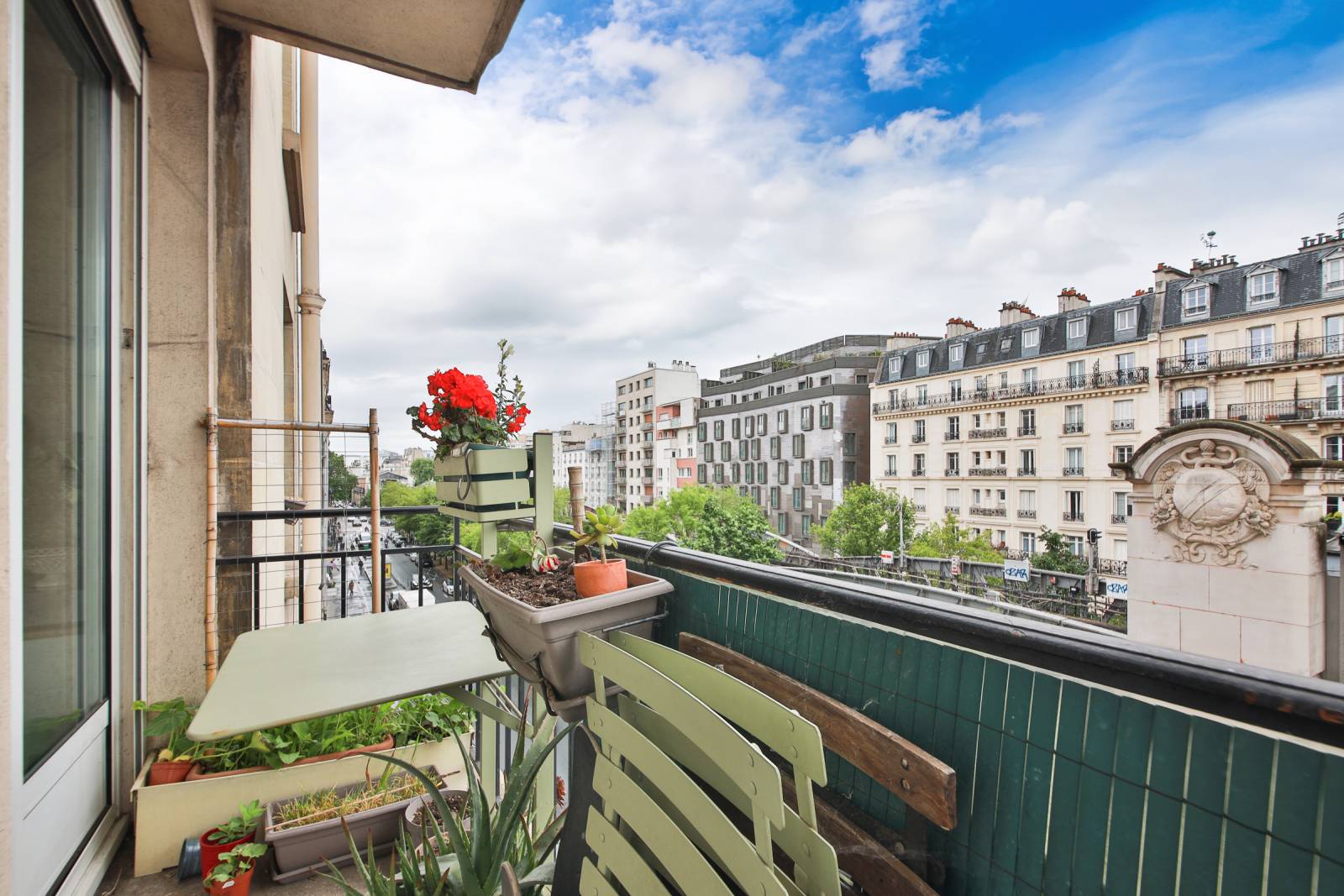 Appartement T4 à vendre 102m² La Motte-Picquet Grenelle Paris 15, lumineux avec balcon parking