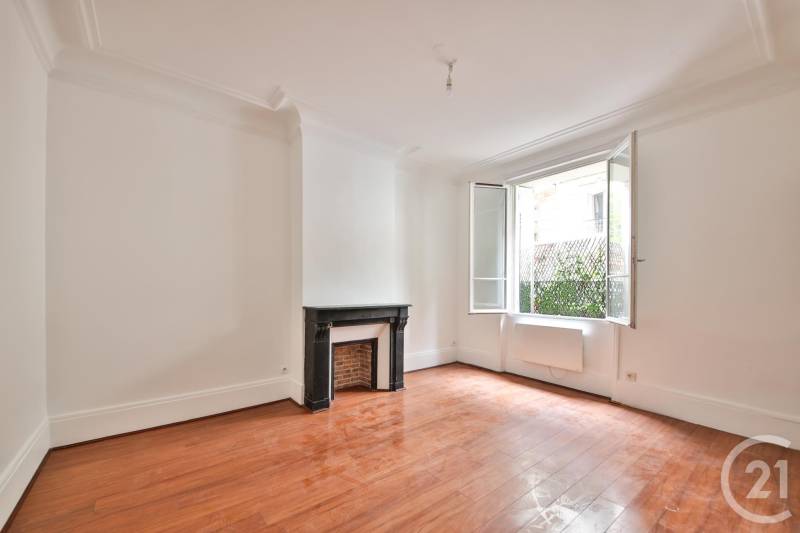 Studio de 21m² à vendre avec un agencement optimisé dans le 14ème arrondissement proche du Square Frédéric Bazille