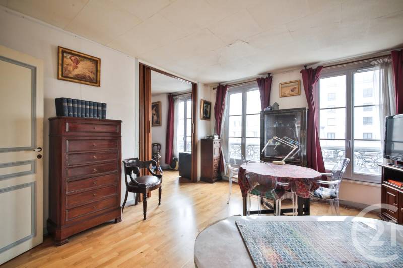 séjour appartement 4 pièces à vendre La Motte Picquet Paris 15