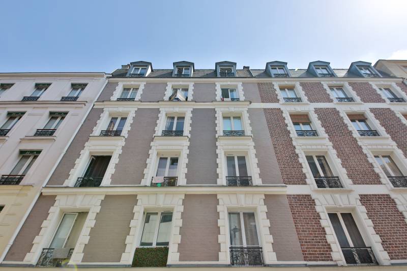Studio en parfait état quartier La Motte-Picquet Paris 15 Nord - VENDU