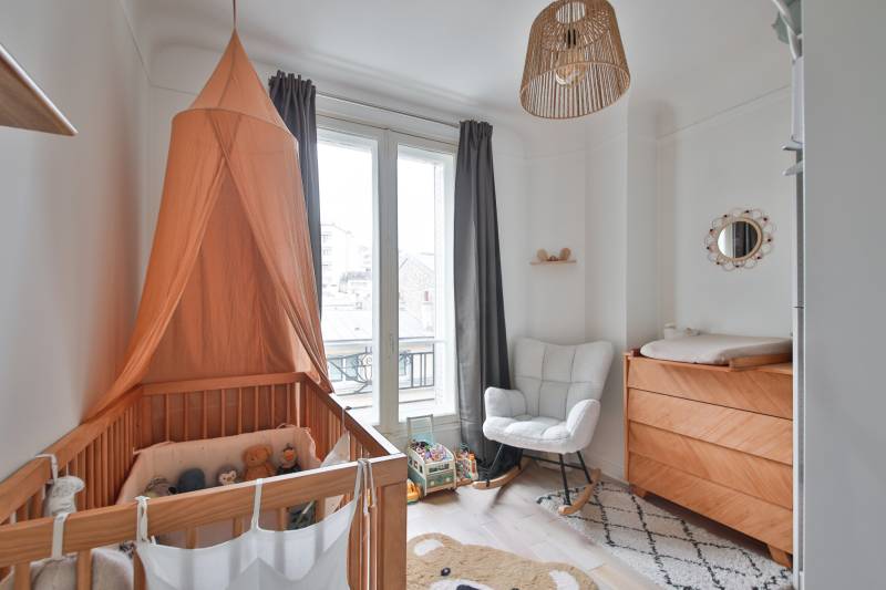 Chambre calme et lumineuse dans Paris 15