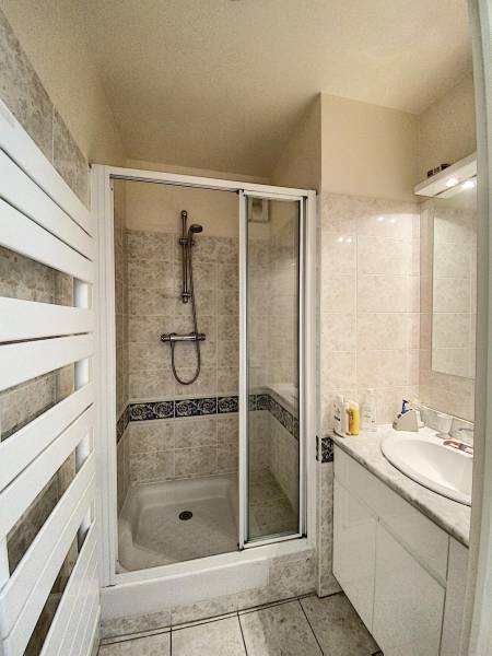 Appartement familial 5 pièces 3 chambres avec balcons rue Frémicourt Paris 15 - VENDU