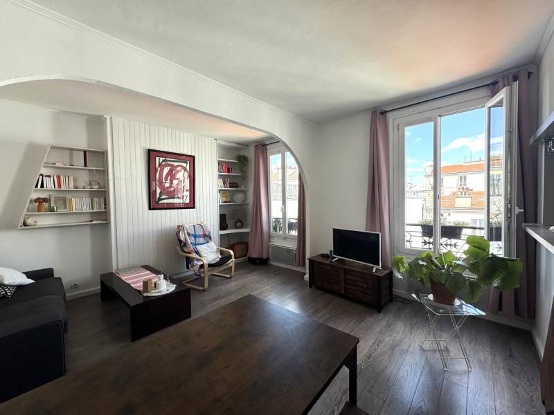 Belle pièce de vie lumineuse