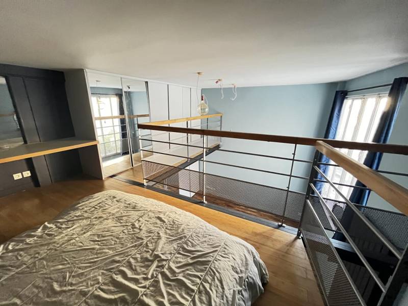 Chambre spacieuse en mezzanine calme et pleine de charme dans Paris 14