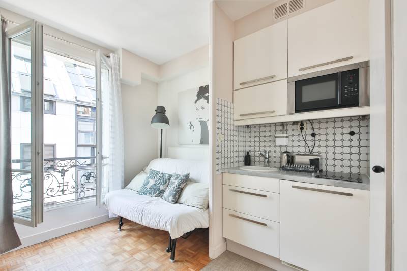 Studio en parfait état quartier La Motte-Picquet Paris 15 Nord - VENDU