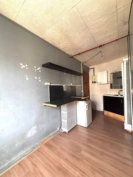Studio avec coin cuisine dans Paris 14ème proche Alésia 