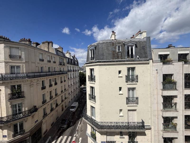 Appartement T2 meublé à louer Paris 14ème proche métro Alésia Saint-Jacques