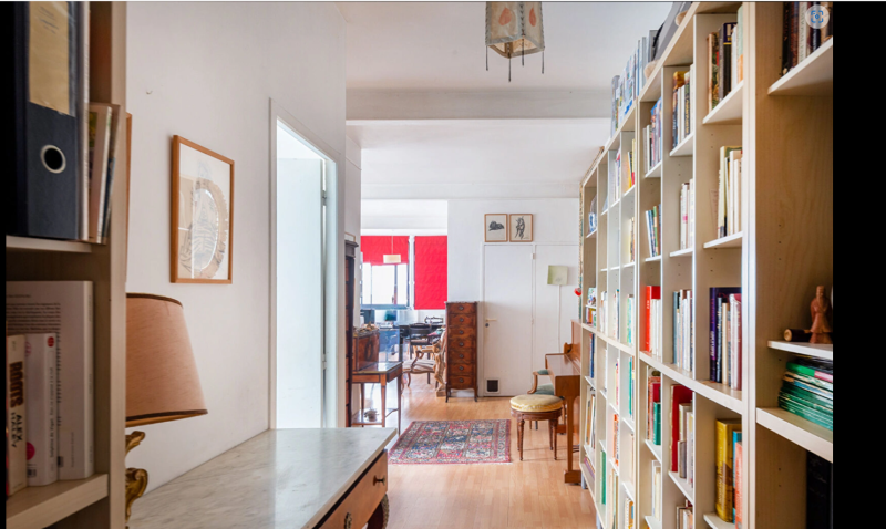 Entrée avec rangement dans un loft 