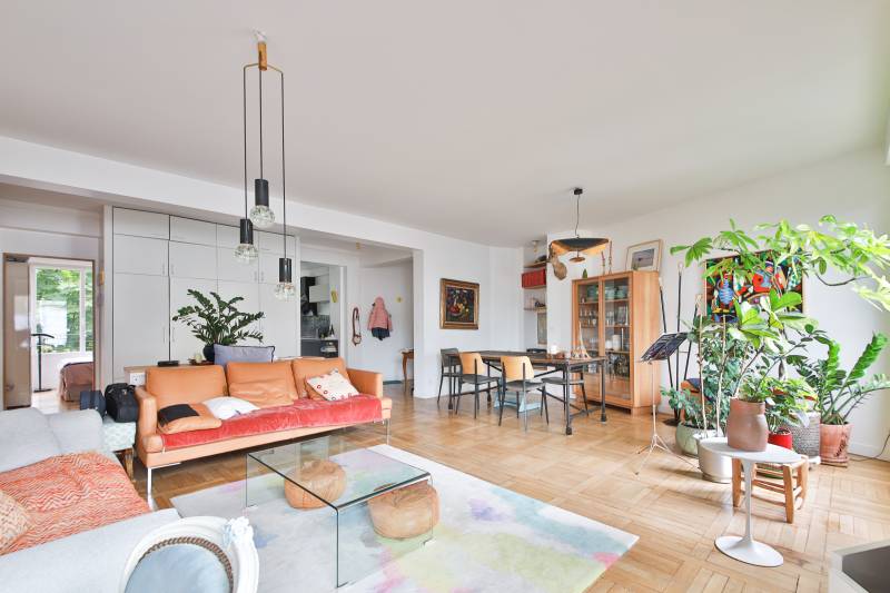 Pièce de vie moderne appartement Paris 15 proche métro La Motte-Picquet Grenelle 