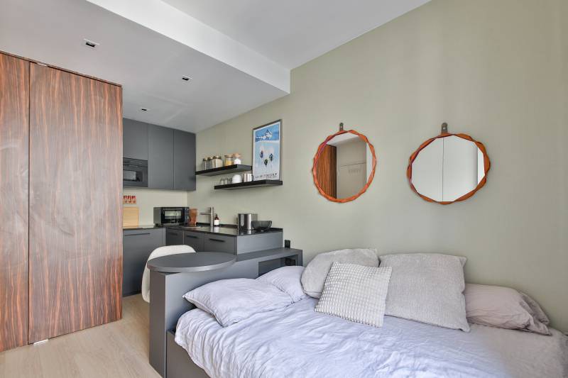 studio à vendre avec cuisine ouverte aménagée équipée